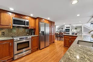 68 E Lake Rd, Kinnelon, NJ 07405 - Photo 11