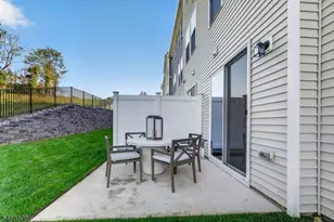 12 Court Ln, Wayne Twp., NJ 07470 - Photo 21