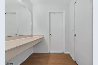 268 Edgeware Ct, Franklin Township, NJ 08873 - Photo 21