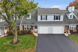 268 Edgeware Ct, Franklin Township, NJ 08873 - Photo 1