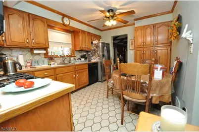 241 Henley Ave, New Milford, NJ 07646 - Photo 17