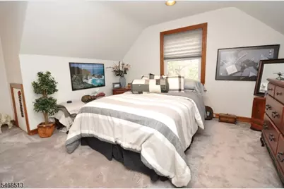 241 Henley Ave, New Milford, NJ 07646 - Photo 5