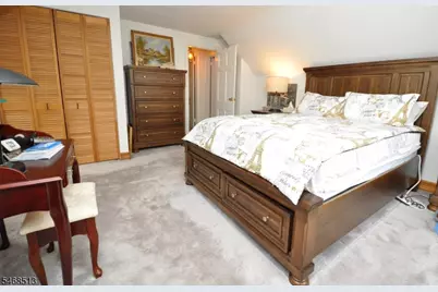 241 Henley Ave, New Milford, NJ 07646 - Photo 3