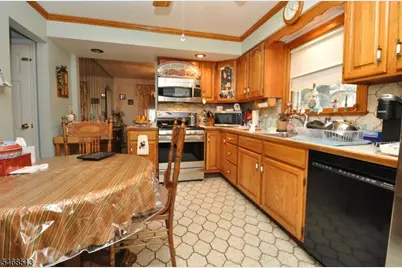 241 Henley Ave, New Milford, NJ 07646 - Photo 19