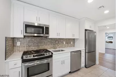17 Minns Avenue #2, Wayne, NJ 07470 - Photo 3