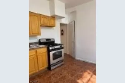 152 N 3rd, Paterson, NJ 07522 - Photo 3