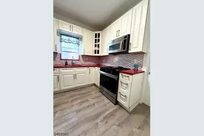 70 Overlook Ave, Belleville, NJ 07109 - Photo 5