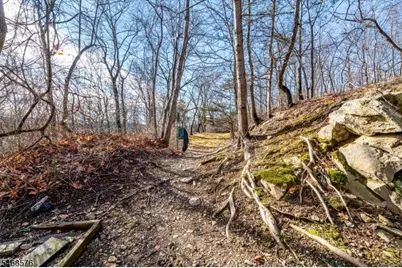 100 Pierson Miller #F32, Pompton Lakes, NJ 07442 - Photo 23