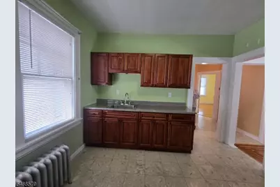 19 Floyd Ave, Bloomfield, NJ 07003 - Photo 5