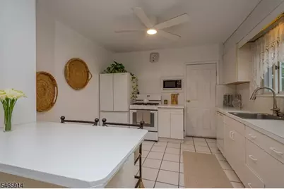 118 Vogel Pl, Middlesex, NJ 08846 - Photo 13