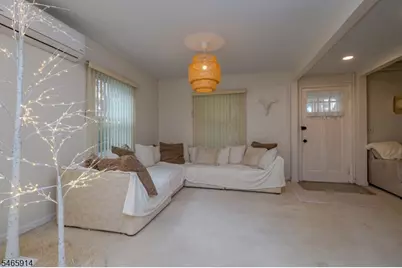 118 Vogel Pl, Middlesex, NJ 08846 - Photo 9