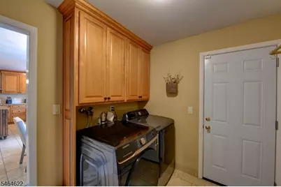 31 W End Ave, Pequannock Township, NJ 07444 - Photo 25