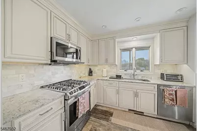 31 Dogwood Dr, Newton, NJ 07860 - Photo 5