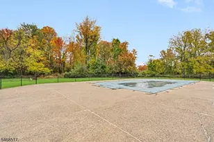 386 Mohegan Cir, Andover Township, NJ 07848 - Photo 15