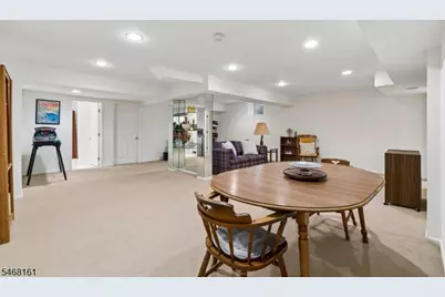 1 Gatehouse Ct, Morris Township, NJ 07960 - Photo 15