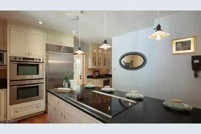 716 Willow St, Cranford Township, NJ 07016 - Photo 17