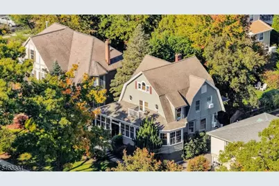 716 Willow St, Cranford Township, NJ 07016 - Photo 3