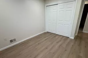 32 Columbus Dr, Franklin Township, NJ 08823 - Photo 23