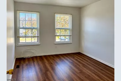 2 Almond Dr, Franklin Township, NJ 08873 - Photo 7