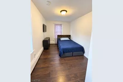 521 E 2nd St, Bound Brook, NJ 08805 - Photo 5