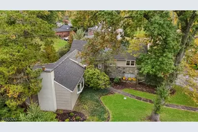 667 Brentwood Dr, South Orange, NJ 07079 - Photo 1