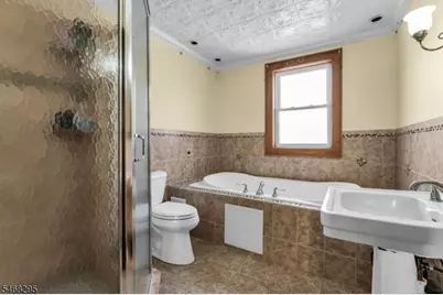 213 Keats Ave, Elizabeth, NJ 07208 - Photo 37