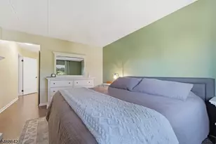 290 Anderdon St, Hackensack, NJ 07601 - Photo 25