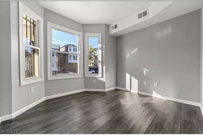 168 Sherman Ave #2L, Newark, NJ 07114 - Photo 9