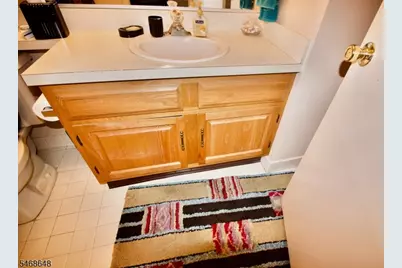 10 Quincy Ct, Bedminster Township, NJ 07921 - Photo 21