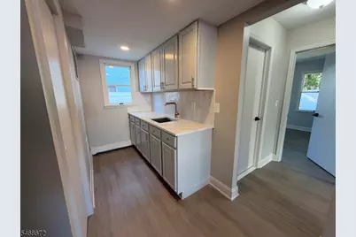 81 Elm St, Dover, NJ 07801 - Photo 11