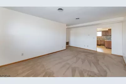 358 Union Blvd #2, Totowa, NJ 07512 - Photo 11