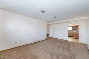 358 Union Blvd, Totowa, NJ 07512 - Photo 11