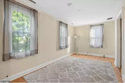 27 Valley Road #2, Montclair, NJ 07042 - Photo 5
