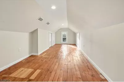 27 Valley Road #2, Montclair, NJ 07042 - Photo 15