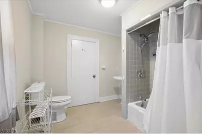 27 Valley Road #2, Montclair, NJ 07042 - Photo 13