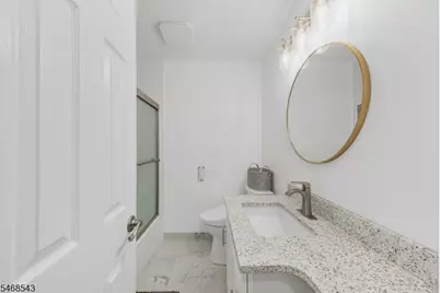 313 Suttons Lane, Edison Twp., NJ 08817 - Photo 21