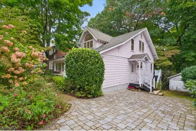 15 Patton Pl, Montclair, NJ 07043 - Photo 29