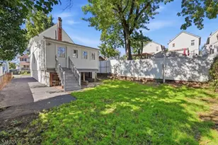 31 Walnut St, Bloomfield, NJ 07003 - Photo 35