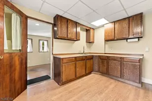 31 Walnut St, Bloomfield, NJ 07003 - Photo 11