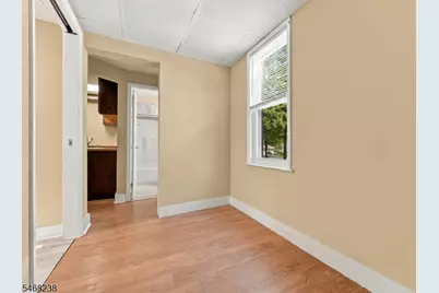 31 Walnut St, Bloomfield, NJ 07003 - Photo 13