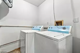 26 Rutgers Dr, Newark, NJ 07103 - Photo 39