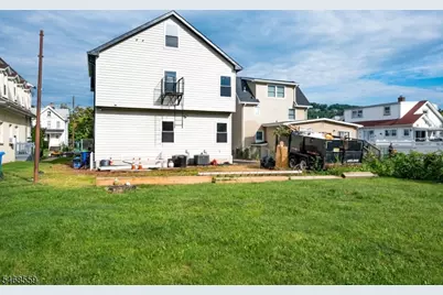 18 Regent St, North Plainfield, NJ 07060 - Photo 25