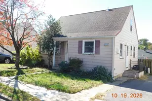 288 Warren St, Phillipsburg, NJ 08865 - Photo 1