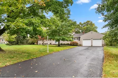 9 Fieldhedge Dr, Hillsborough Township, NJ 08844 - Photo 3
