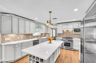6 Cooper Ave, Roseland, NJ 07068 - Photo 9