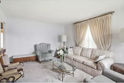 729 E Curtis St, Linden, NJ 07036 - Photo 5