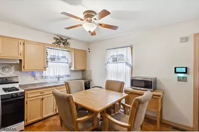 729 E Curtis St, Linden, NJ 07036 - Photo 7