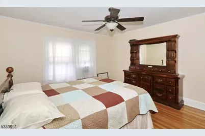 728 30Wyoming Ave, Elizabeth, NJ 07208 - Photo 19