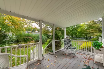 103 Sandra Dr, Totowa, NJ 07512 - Photo 9