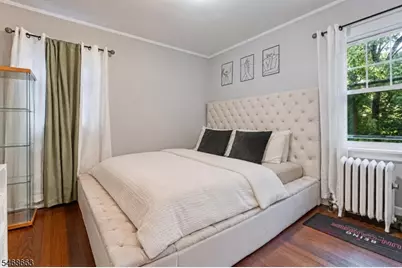 90 Woodland Rd, Bloomfield, NJ 07003 - Photo 7